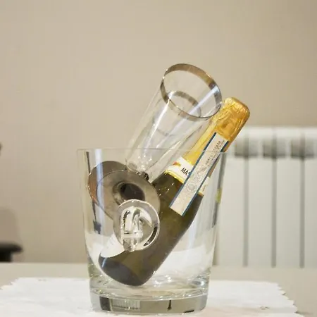 Questo Rinascimento Casa Brigitte Napels Buitenkant foto
